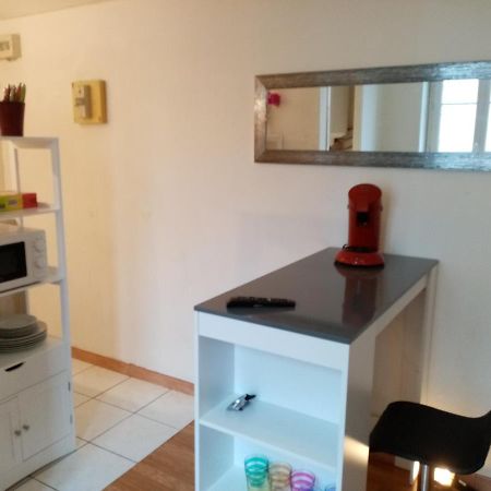 Studio 10 Avec Wifi Limoges Exterior foto
